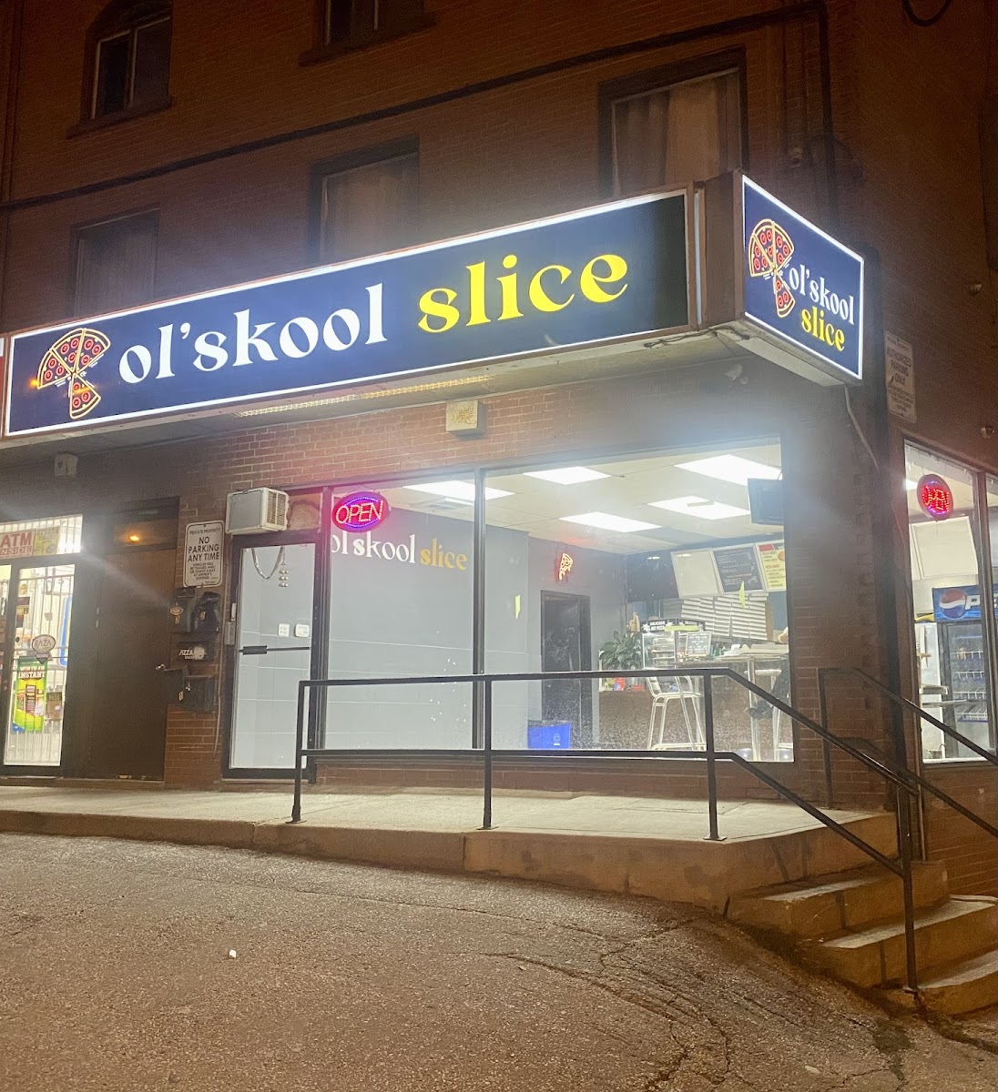 Ol Skool Slice Pizza and Wings